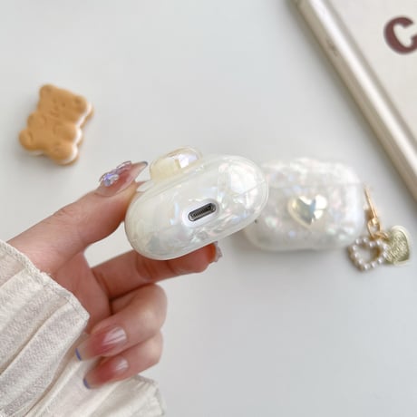【Airpods4】キラキラハート AirpodsPro2ケース 貝殻紋 airpods3/2/1ケース  オシャレハートアクセサリー付 ソフト ギフトに最適 [M2595]