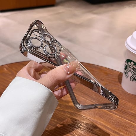 オシャレ iPhone15pro/15ケース  キラキラレンズカバー ラメ入りアイフォン14/13/12proクリアカバー ソフト 黄ばまない 色剥げない[M3660]