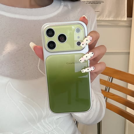 グラデーショングリーン iPhone17Pro/17ケース 光沢感 iPhone16/15Pro/14ケース  頑丈 涼しそう[M6371]