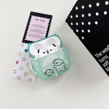 傘をさす犬ちゃん AirpodsPro3ケース うねうね Airpods4/3カバー AirpodsPro第2/1世代 淡色系 ギフトにおすすめ[M6509]