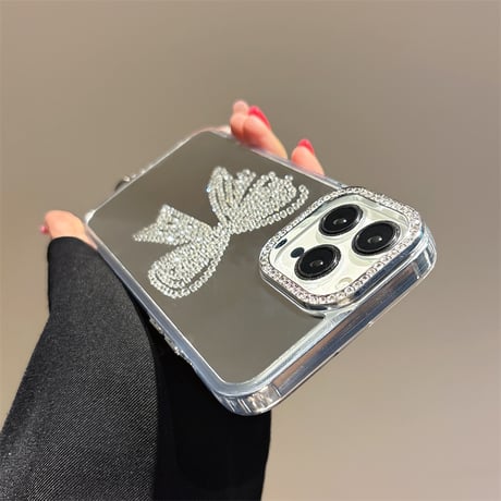 ダイヤリボン/鹿 ミラーiPhone16/16proケース パールジュエリーストラップ付 iPhone15promax/14/13カバー おしゃれ [M5450]