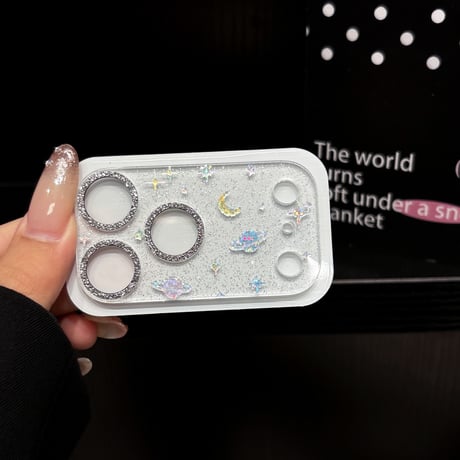 キラキララメ入りカメラ保護カバー  iPhone17Pro iPhone17ProMax リボン/ガーリー ハンドメイド  ガラスレンズフィルム  傷から保護 [M6465]