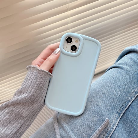 シンプル無地 iphone14/15ケース  シリコン製 アイフォン12/11カバー  かわいい 使いやすい お揃い 指紋防止[M3147]