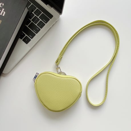 ハート型レザー 小銭入れ Airpodsケース コインケース ストラップ付 かわいい 便利 耐久性ある  ギフトにおすすめM6474]