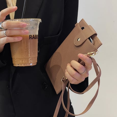 レザー製 スマホケース  ショルダーバック  全種類対応 可愛い ファッションセンスいい 携帯/お札/カード/小銭入など収納 便利[M2348]
