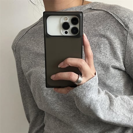 スクエア  iPhone17Pro/17promaxケース マット仕上げ 指紋防止 iPhone17/16/15proケース  カッコイイ 高級感 [M5924]