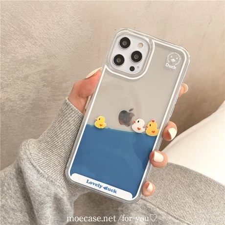 動く液体 アヒル iPhone14/15proケース 泳ぐダック アイフォン13/12/11カバー かわいい ストレス解消 ギフトにおすすめ [M2875]