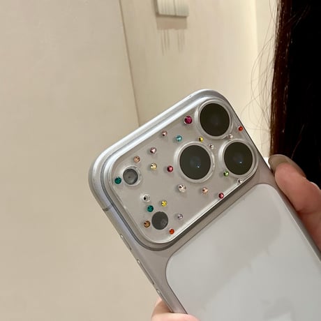 ダイヤレンズカバー iPhone17ProMax/17Pro/7カメラレンズフィルム  金属製  おしゃれ  頑丈 キラキラ 耐久性耐衝撃 [M5761]