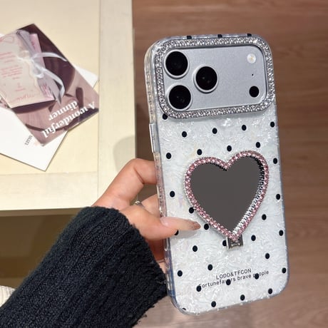 ハート型鏡スタンド iPhone17Pro/17ケース 水玉模様 iPhone16Pro/15/14ース 可愛い 実用品 キラキラダイヤデコ[M6426]