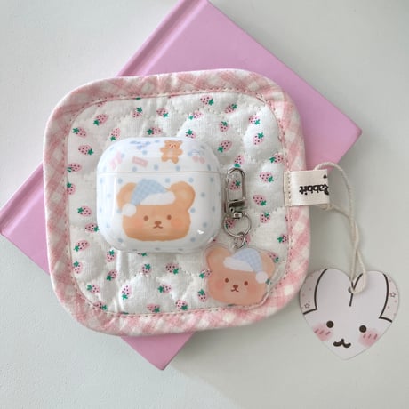 熊さん Airpods Pro3ケース ギフトにおすすめ Airpods 4/3カバーケース AirpodsPro2/1  キーホルダー付 めっちゃ可愛い [M6373]