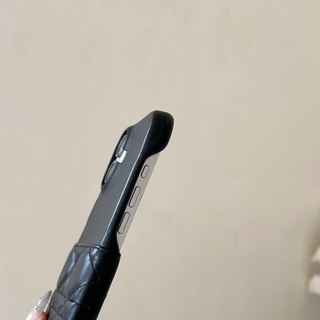 カード収納 iPhone16pro/16promaaxケース キルティング レザー iPhone15pro/14/13promaxカバー 耐久性ある エレガント [M5032]