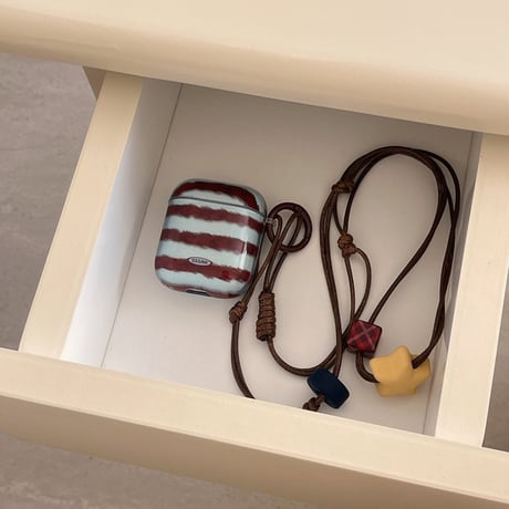 ショルダーストラップ付 Airpods4/3ケース  めっちゃ可愛い Airpodspro2/proカバー ヒョウ柄 秋冬ファッション[M4718]