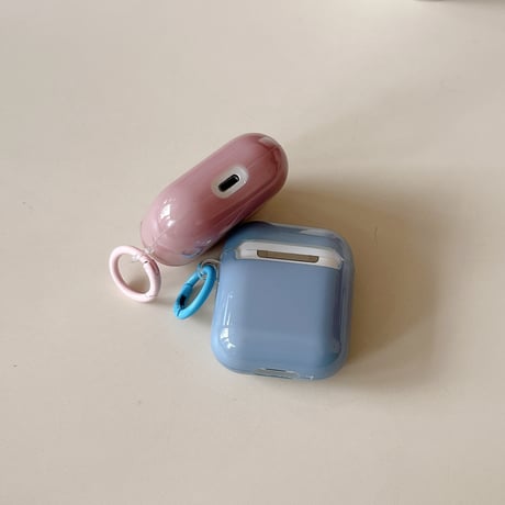 Airpods Pro3ケース カバー 無地  Airpods 4/3カバー  AirpodsPro2/1  光沢感 リング付 持ち運びやすい [M6121]