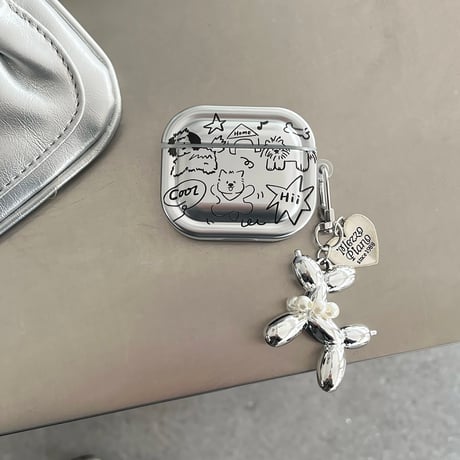 ギフトにおすすめ Airpods4ケース  めっちゃ可愛い犬ちゃん チャーム付 Airpodspro2/proカバー Airpods3 キュート[M4720]