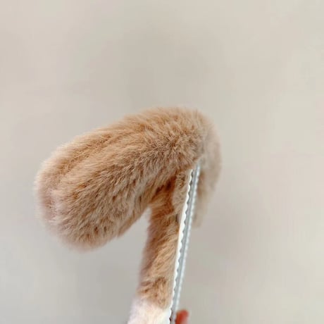 ふわふわ犬ちゃん iPhone15/15proケース 可愛い アイフォン14Pro/13proカバー 温かい ファー ギフトにおすすめ [M3517]