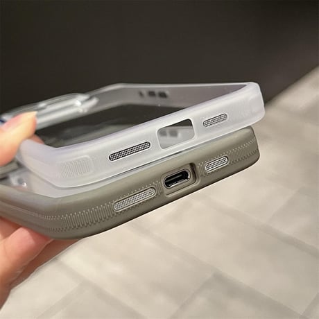 滑り止め加工 iPhone16pro/15promaxケース  高透明 黄ばまないアイフォン14Promax/13/12proカバー カメラ保護 高品質[M3676]