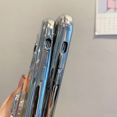 グリッター うねうね iPhone15pro/15promaxケース リボングリップ付き iPhone14pro/13promaxケース シルバー高級感 [M4262]
