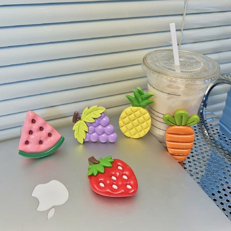 果物スマホグリップ スタンド イチゴ/スイカ/ブドウ/パイナップル/ニンジン かわいい 可愛い  ギフトにおすすめ[M3164]