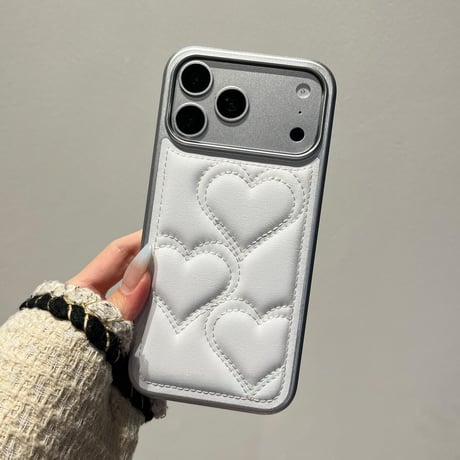 ぷっくりハート iPhone18Pro/17ケース キルティング 三連ハート iPhone16Pro/15proケース レザー調 耐衝撃[M6706]