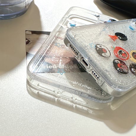 動くペンギン iPhone15/16ケース 液体入り アイフォン14プロ/13promaxカバー ギフトに最適[M4582]