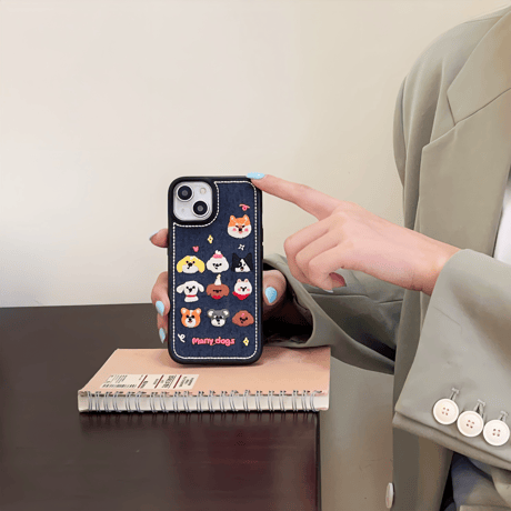 刺繡犬ちゃん iPhone15/14proケース デニム素材 iPhone13pro/12proカバー 可愛すぎる  [M3498]