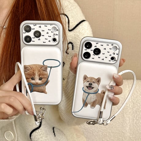 カップルペア iPhone17Pro/17ケース 猫/犬ちゃん iPhone16/15Pro/14ケース カメラカバー付 レザーストラップ お揃いコーデ[M6031]