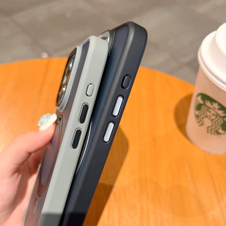 高品質MagSafe スタンドiPhone15/15Proケース 指紋防止 iPhone14Pro/13/12Proカバー 高機能 シンプル 高級感 [M3820]