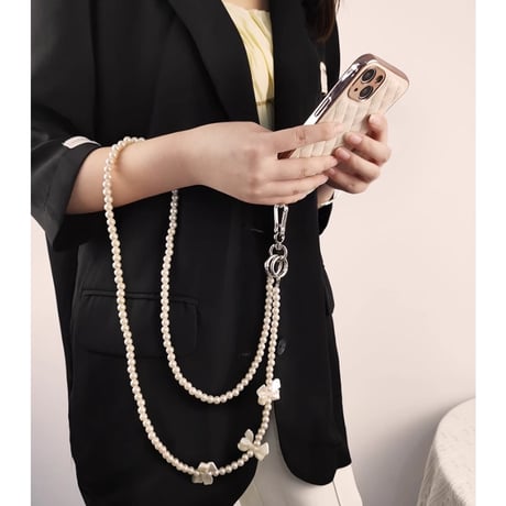 真珠ショルダーストラップ付 iPhone15/15Proケース レザーキルティング iPhone14/13/12ケース 高品質 大人気[M3713]