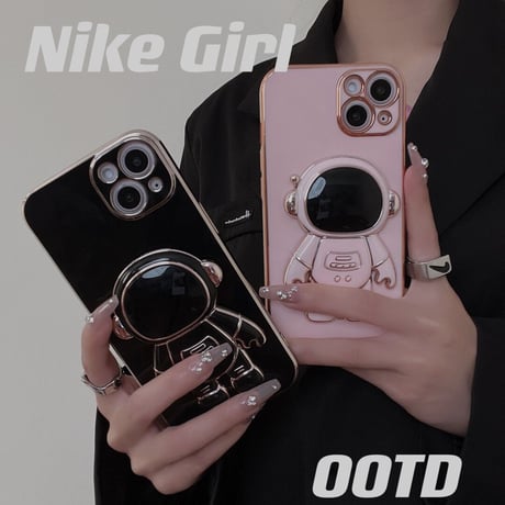 宇宙飛行士グリップ iphone14/13promaxケース ツヤ感金色枠 iphone12mini/SE3/11カバー  高級感  保護力強いソフトケース 落下防止 スタンド機能あり[M1982]