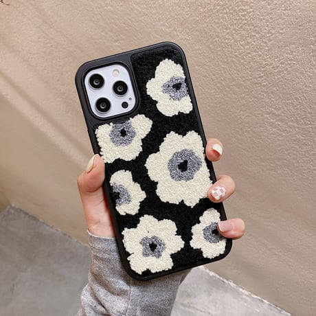 刺繍花柄 iphone13/13proカバー  黒白系 アイフォン12/11proカバー  可愛い 温かい  キュート SNS人気品 Girls向けM1332