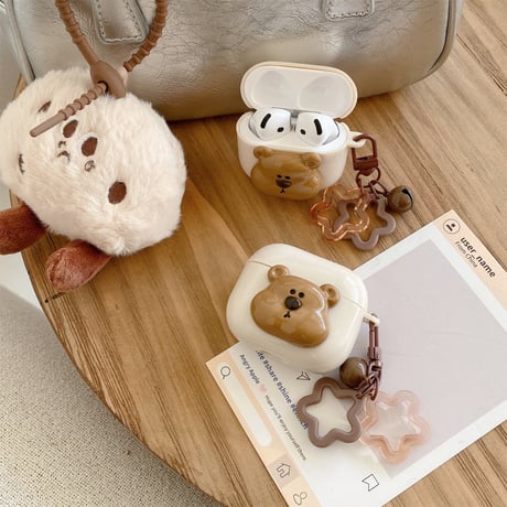熊ちゃん Airpods 4ケース 可愛い Airpodspro2/proカバー Airpods3/2 キーチェーン付 ギフトにおすすめ[M4864]