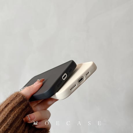 韓国風シンプル iPhone14/15ケース 銀色レンズ枠アイフォン13/12/11カバー 6色お揃い 使いやすい [M2797]