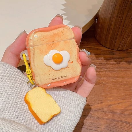 目玉焼きトースト Airpods4ケース キーホルダー エアポッズ3/Pro2ケース airpodspro2カバー 食べ物デザイン ギフトにおすすめ[M5505]