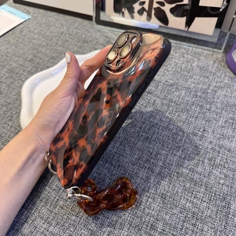 べっ甲 iPhone16Pro/16ケース チェーン付き iPhone15/14pro/13P