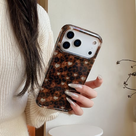 ハート柄と豹柄 iPhone17Pro/17ケース キラキララメいり  iPhone17ProMax/16Pro/15カバー 茶色 可愛すぎ  [M6025]
