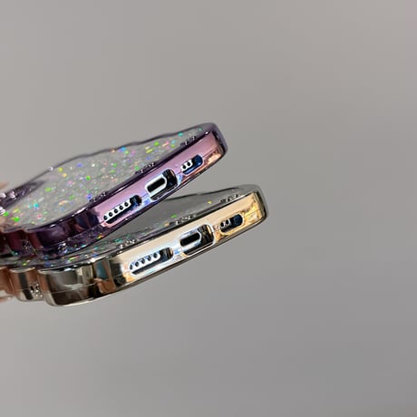 うねうねキラキラ iPhone16/16Proケース リボンデコ iPhone15Pro/14/13カバー グリッター入り 女子力UP [M4788]
