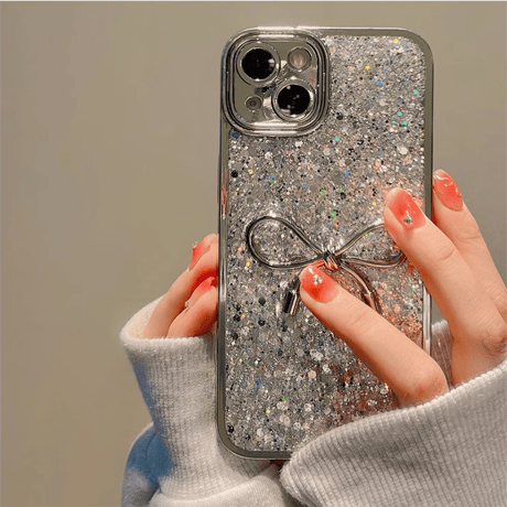 リボン iPhone15/15proカバー キラキラグリッター iPhone14/13pro/12ケース 女子力アップ シルバーコーデ[M3896]