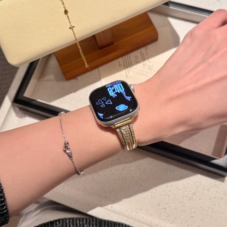 上品 AppleWatchバンド キラキラダイヤ  AppleWatchベルト Series 11/10/9/8 SE3/2  Ultra3/2/1 メタルリック 高級感たっぷり[M6475]
