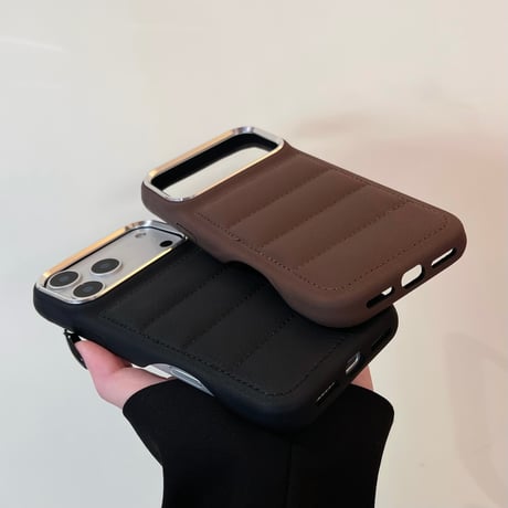 ダウンジャケット風 iPhone17ProMax/17Proケース キルティング レザー iPhone17/Air/16ProMaxカバー 耐衝撃耐久性 [M5745]