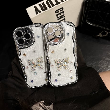 ジュエリー iphone16/16proケース  うねうね枠 ダイヤ蝶 iphone15pro/14/13proケース 高級感 女子力高い [M5031]