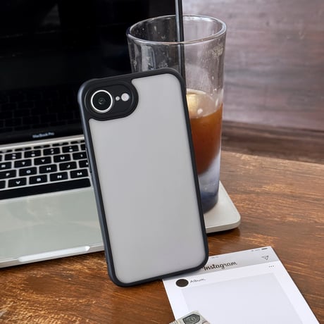 iPhone16e ケース 指紋防止 マット iPhone16pro/15/14/13/11シリーズカバー 耐久性ある 頑丈 半透明[M5114]