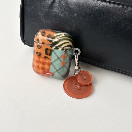 おしゃれ Airpods4ケース ヒョウ柄/チェック柄 AirpodsPro2ケース airpods3/2カバー  かわいい ボタンキーチェーン付 耐久性ある [M5304]