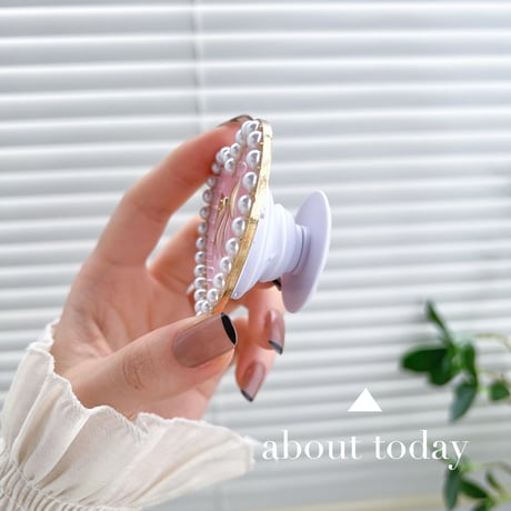 真珠リボンデコハート スマホストラップ オシャレ かわいい 卓上スタンド 使いやすい ガールズに人気 ギフトにおすすめ[M2843]