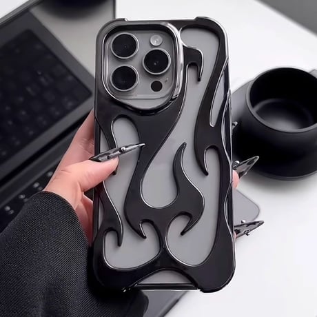 放熱 iPhone16Pro/16ProMaxケース 発熱軽減 冷却 iPhone15pro/14promax/13カバー つや感 透かし彫り[M4605]