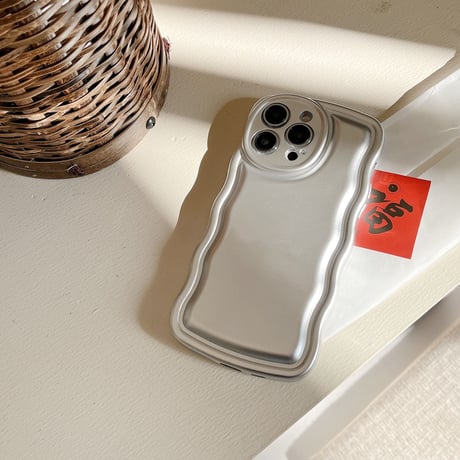 猫の手ミラーグリップ iPhone14/13proケース シルバーストラップ付 iPhone12pro/11/XSカバー 波紋枠 オシャレ スタンド 多機能[M2801]