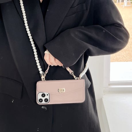 真珠ストラップ付 iphone14/14proケース カード収納 アイフォンSE3/13/12/11PROケース セレブ愛用 高級感 ガールズに人気[M2457]