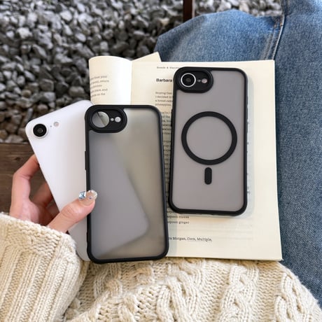 iPhone16e ケース 指紋防止 マット iPhone16pro/15/14/13/11シリーズカバー 耐久性ある 頑丈 半透明[M5114]