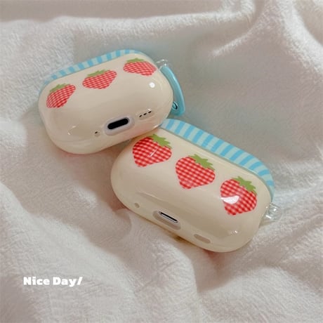 イチゴ柄 Airpods4ケース 大人可愛い Airpods3/Pro2ケース airpodspro2カバー  ストラップ/リング ガーリーファッション[M5266]