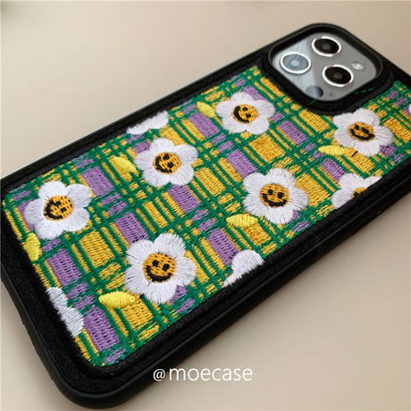 刺繡笑顔の花 iphone14/13proケース  手つくり iphone11/XSMAXカバー   柔らかい  刺繡入り  チェック柄 グリーン/イエロー組み合わせM1358