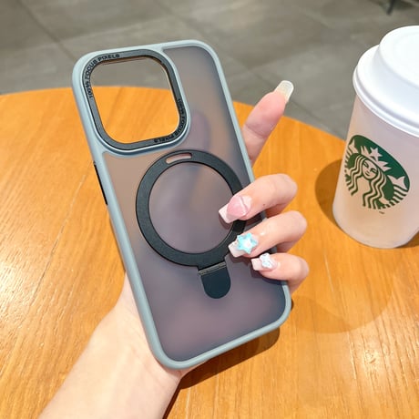 高品質MagSafe スタンドiPhone15/15Proケース 指紋防止 iPhone14Pro/13/12Proカバー 高機能 シンプル 高級感 [M3820]